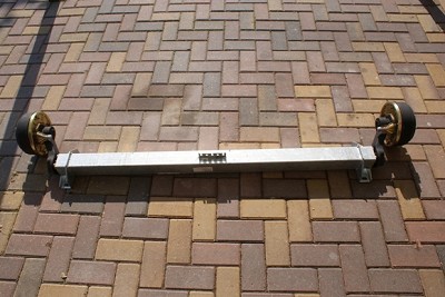 TORSIEAS 900 kg geremd 1140 mm